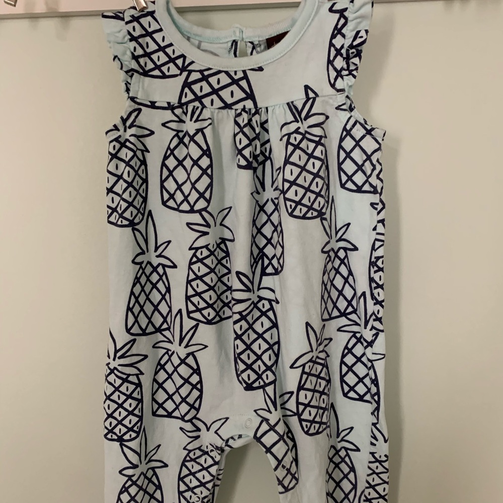 Tea Collection romper size 6-9 months